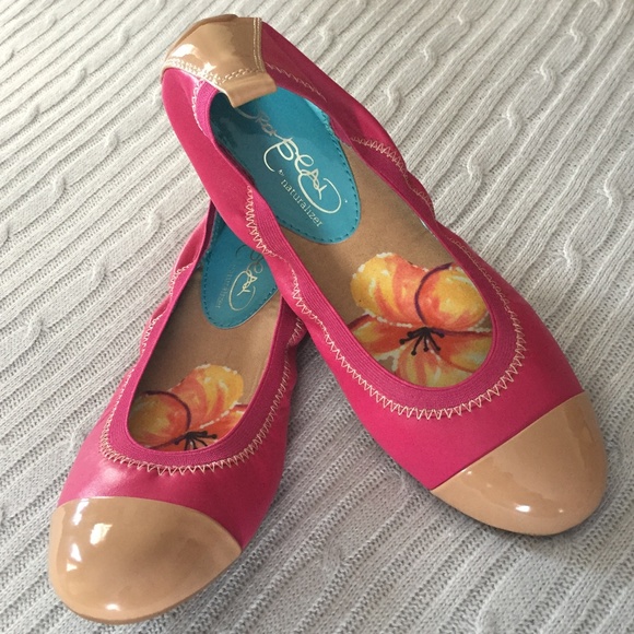 naturalizer pink flats